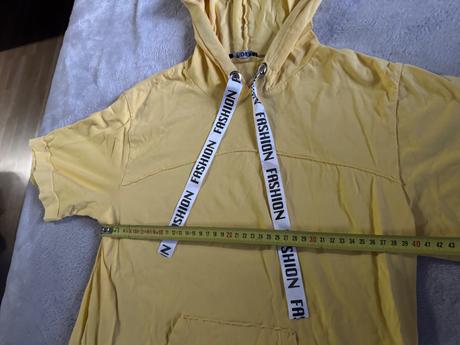 Žlté tričko s kapucou, m