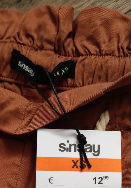 Nové kraťasy, sinsay,xs