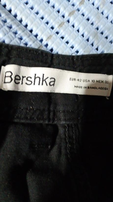 Damske cargo nohavice 42, bershka,42