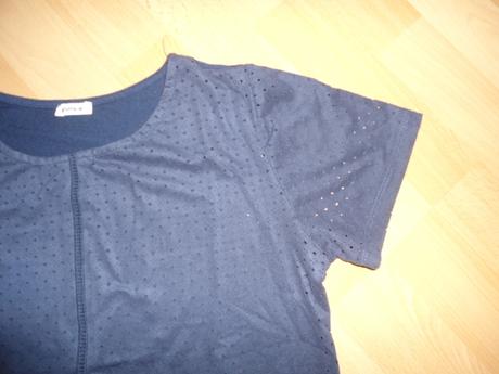 Tmavomodre tricko - vpredu sietka, pimkie,s