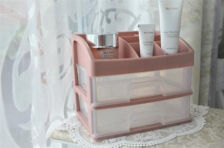 Organizér na kozmetiku, 