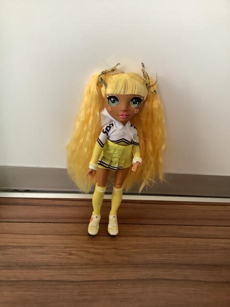 Babika rainbow high, 