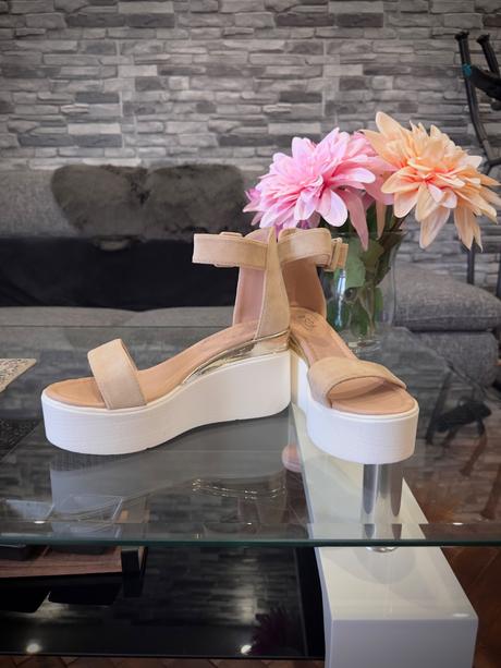 Camel sandálky na plattforme, 38