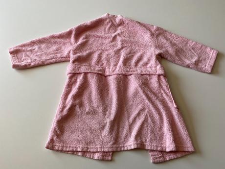 Ružový županček a turban na vlasy, 110