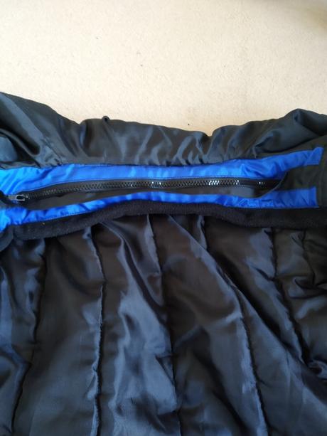 Bunda na lyžovačku, 152