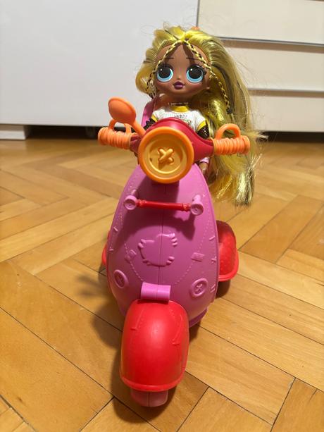 Motorka na ovládanie pre barbie,