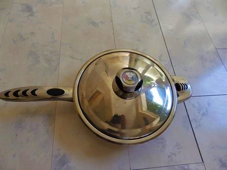 Nerezová panvica royalty line + prikrývka 2 l,