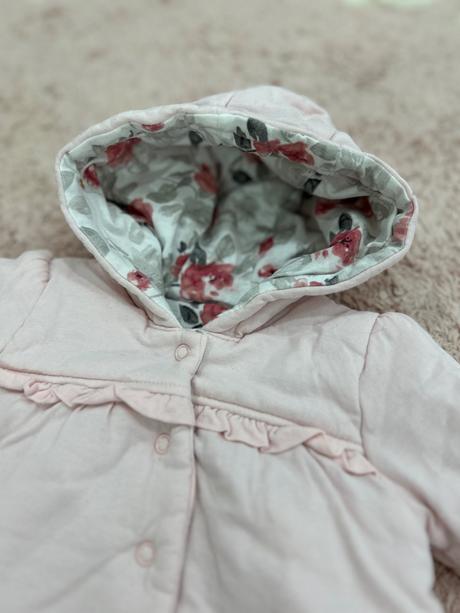 Obojstranná ružová bundička (kabátik) s kvietkami, 68