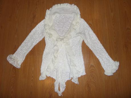 Sveter s volánmi, m