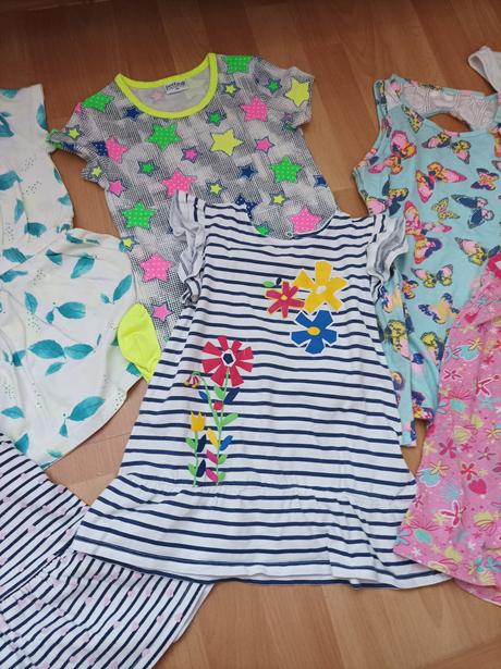 Šaty 9kusov veľkosť 104/110, 104