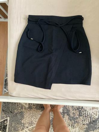 Spolocenska sukna, xs