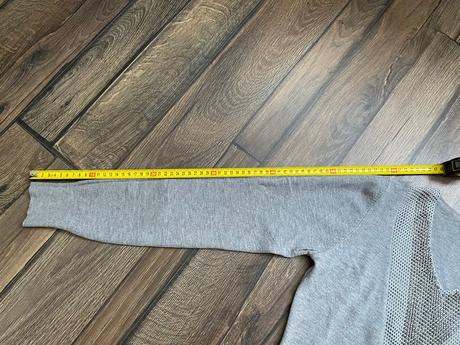 Predĺžený svetrík, 