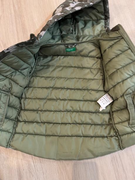 Vetrovka benetton, benetton,104