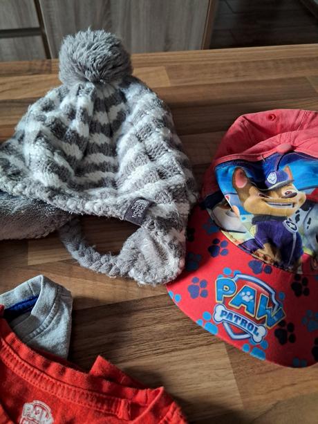 Krásny balík oblečenia v.110, 104–116