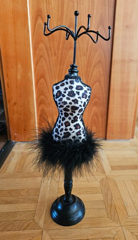 Stojan na bizuteriu 41 cm,