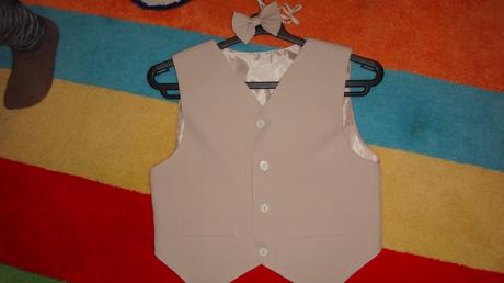 Oblečenie na 1. sväté prijímanie, 140