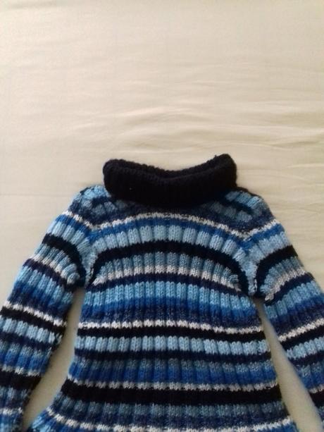 Pletený sveter, 104