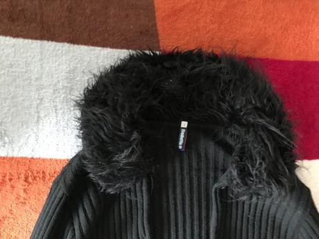 Sveter s umelou kozušinou, zn. orsay, vel. l, l