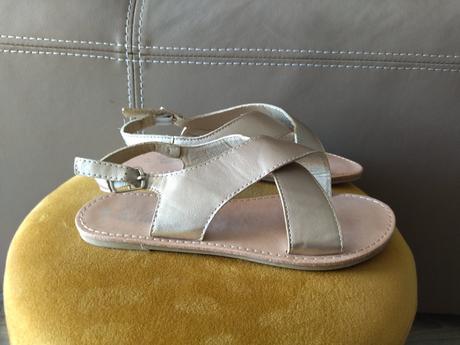 Sandálky top stav, reserved,33