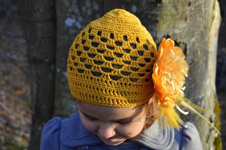 Háčkovaná čiapočka s kvetom, 50 - 158