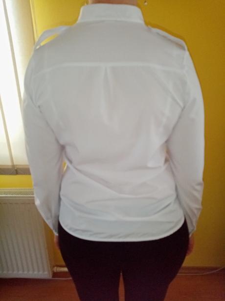 Dámska biela blúzka, l