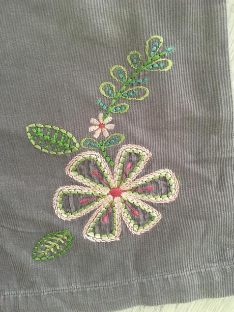 Menčestrové nohavice, mothercare,104