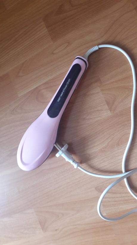 Zehliaca kefa na vlasy, 