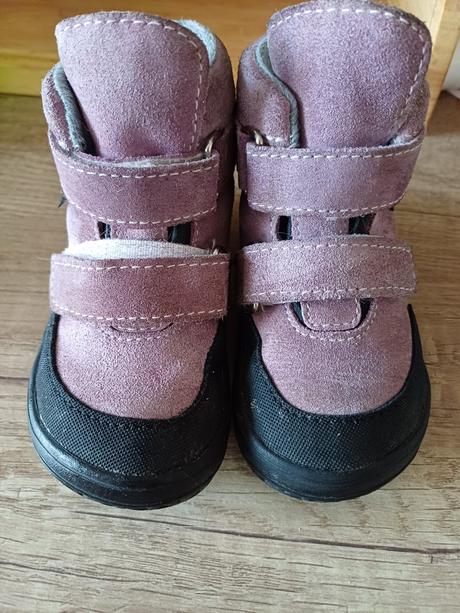 Barefoot jonap, jonap,22