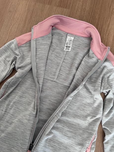Športová mikinka, decathlon,146