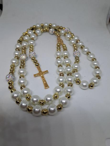 Ruženec s menom a dátumom e220, 