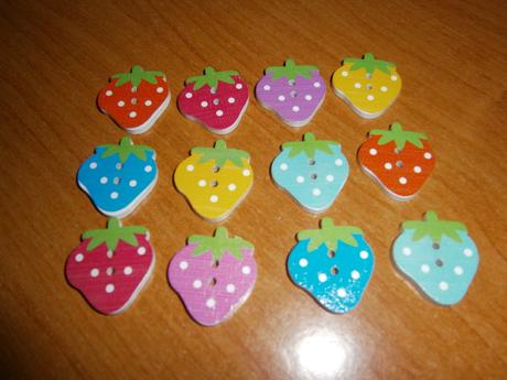 Drevene gombiky, kus 0,08,