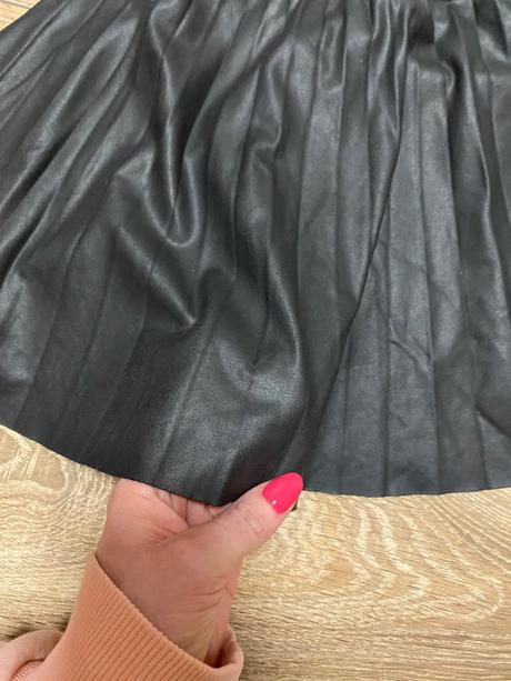 Sukna zara, zara,134