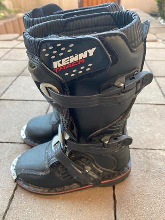 Cizmy na motorku, 31