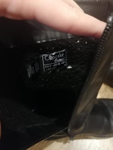 Vysoké čižmičky, cupcake,30