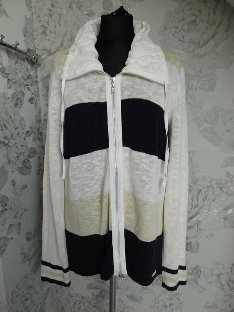 Luxusny damsky pleteny sveter, 42