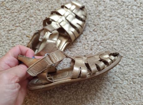 Zlate sandalky, zara,28