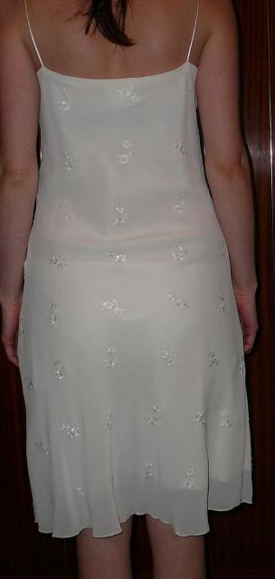 Šaty s tenkými ramienkami, 38