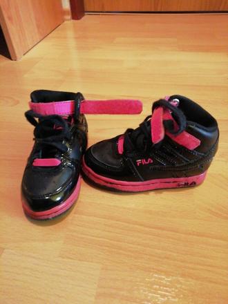 Botasky fila, fila,22