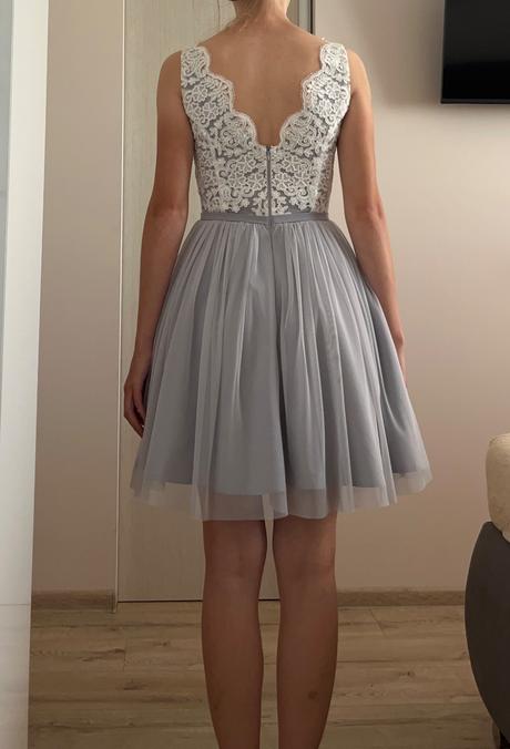 Spoločenské šaty krátke, 34