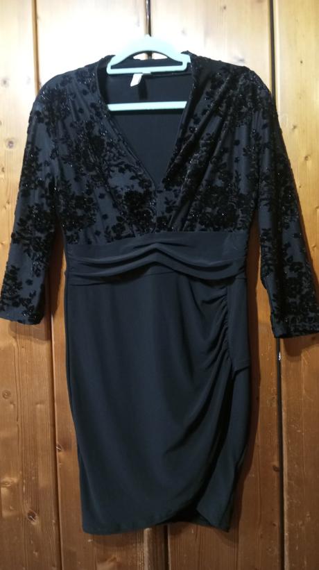 Príležitostné šaty, l