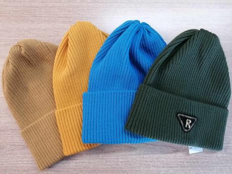 Zimná, prechodná čiapka,