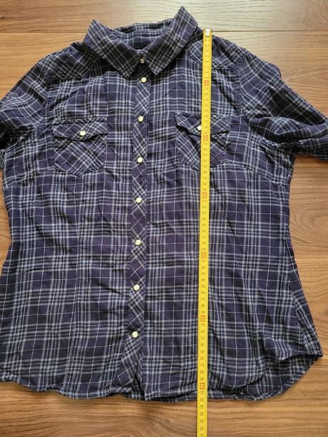 Tmavomodrá košeľa, cherokee,42