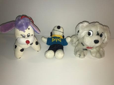 3 psíkovia - plyšáci,