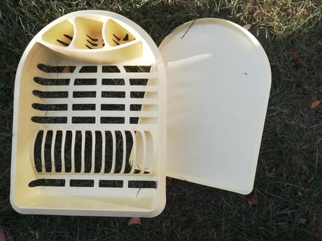 Odkvapkávač na riad, 