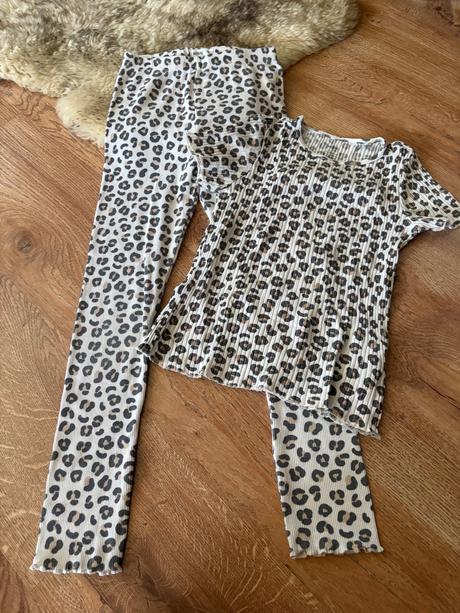Lepard komplet, sinsay,134