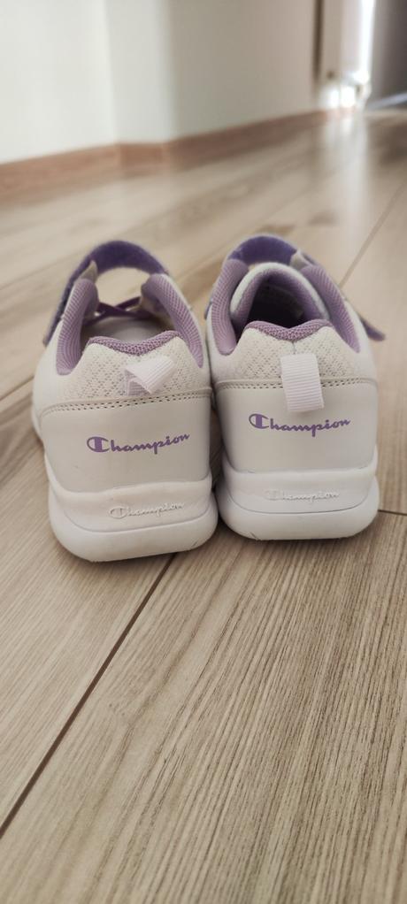 Tenisky, champion,33