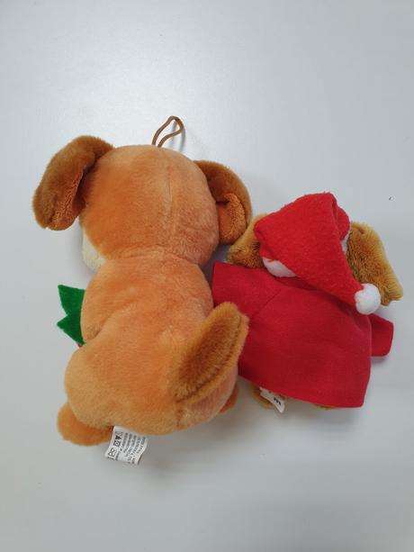 Vianočný plyšoví psíkovia,