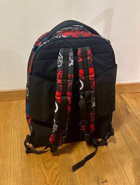 Školská taška s odjímatelnými kolieskami seven,