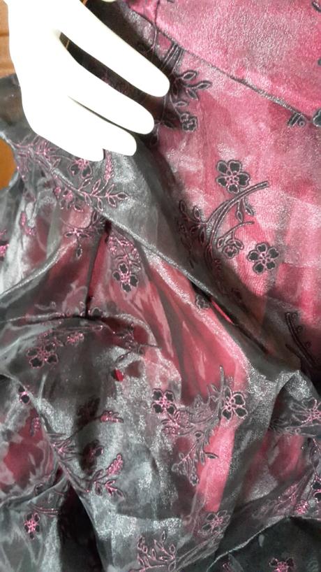 Spoločenské korzetové šaty, 38