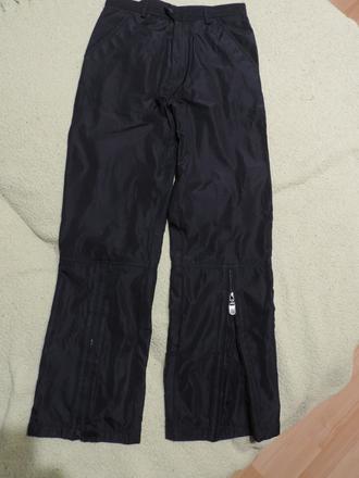 Športové nohavice, 158